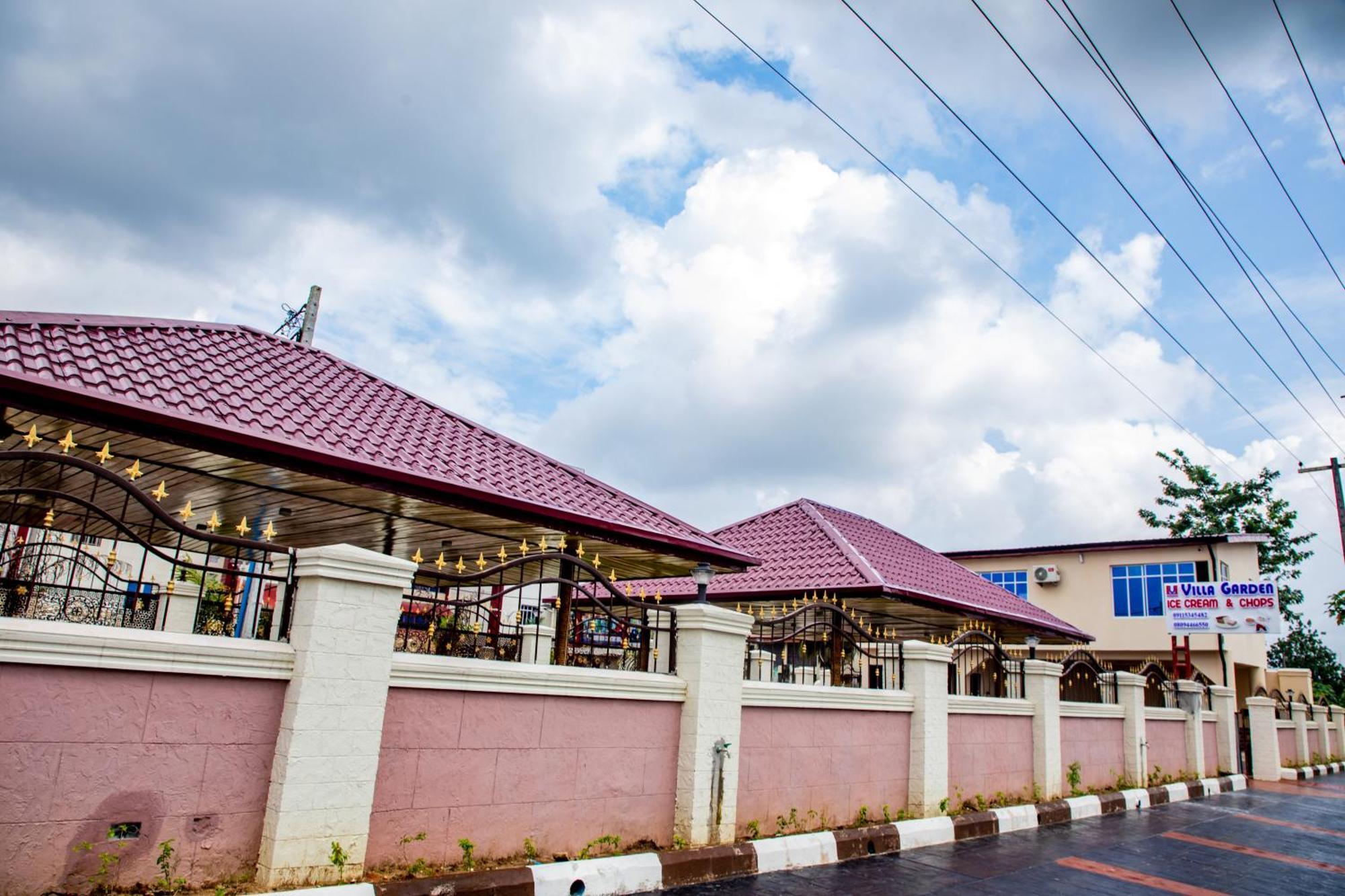 Villa Hilton Hotels Уйо Экстерьер фото