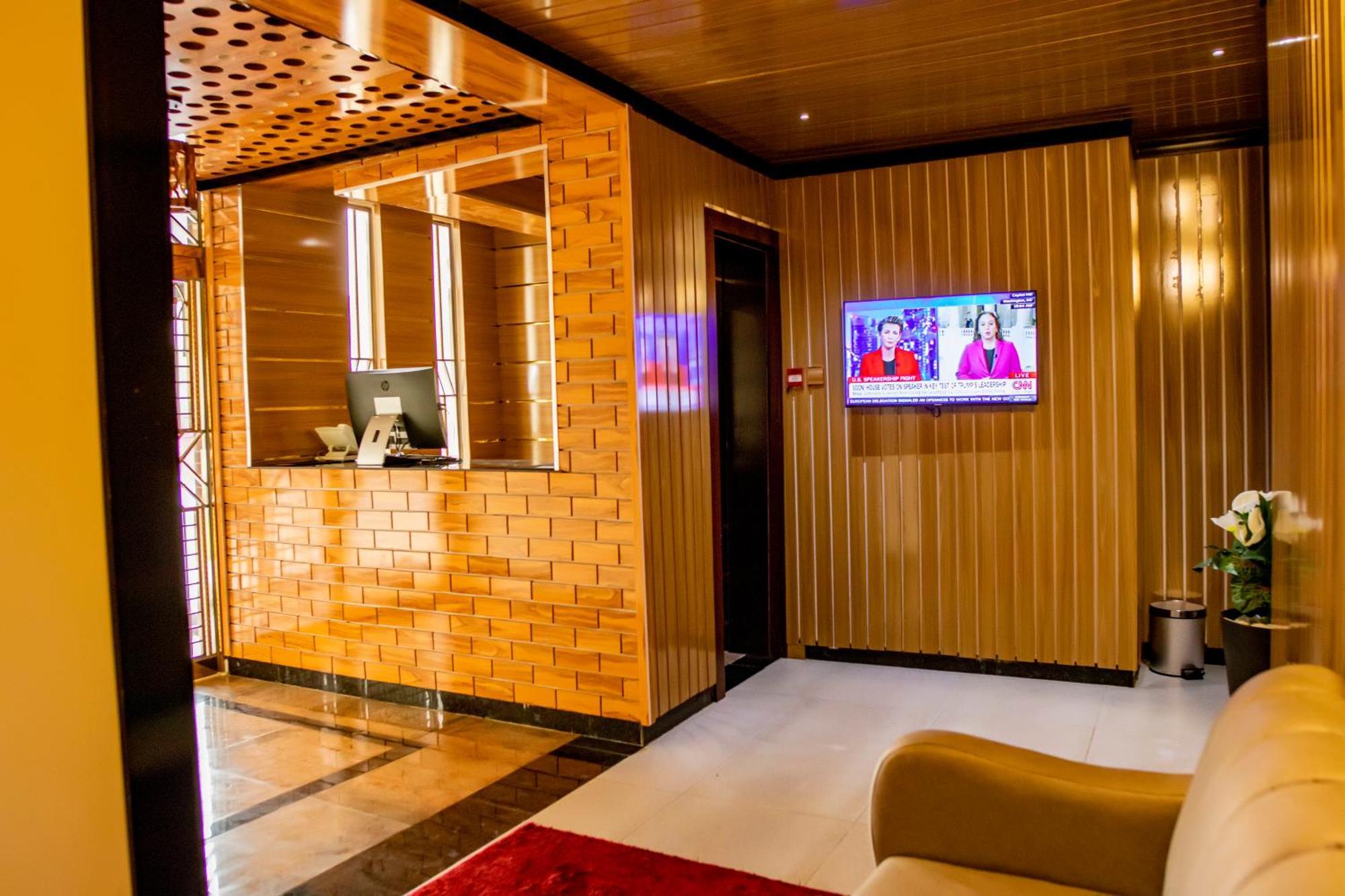 Villa Hilton Hotels Уйо Экстерьер фото