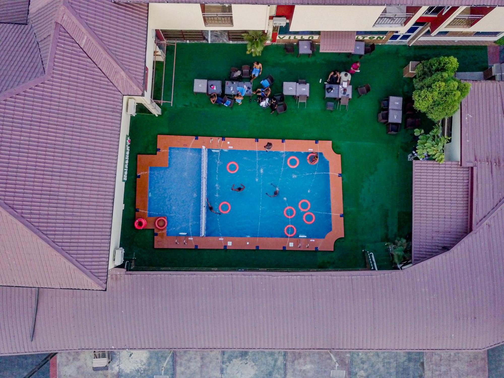 Villa Hilton Hotels Уйо Экстерьер фото